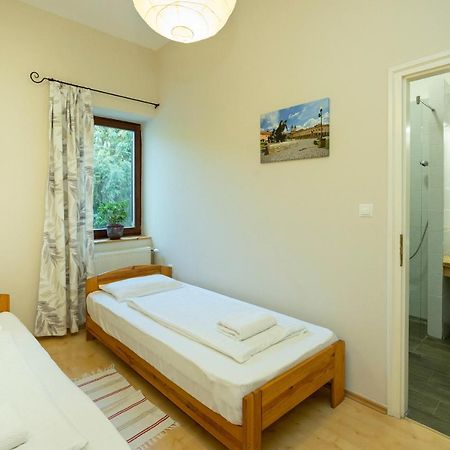 Nemes Apartman Eger Ngoại thất bức ảnh
