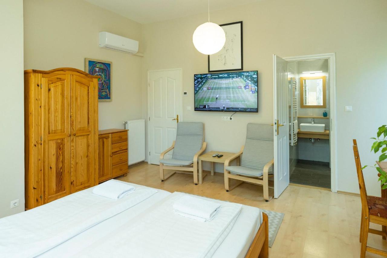 Nemes Apartman Eger Ngoại thất bức ảnh