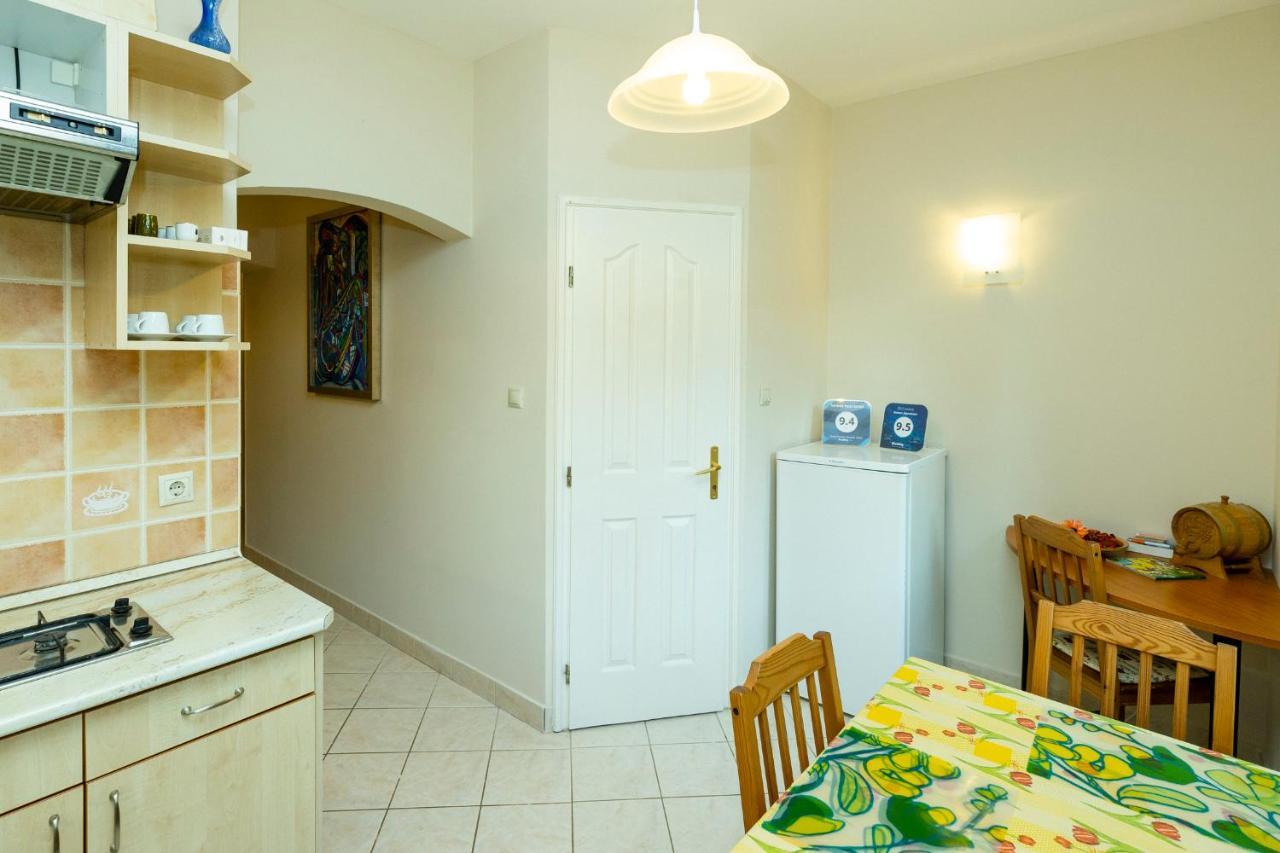 Nemes Apartman Eger Ngoại thất bức ảnh
